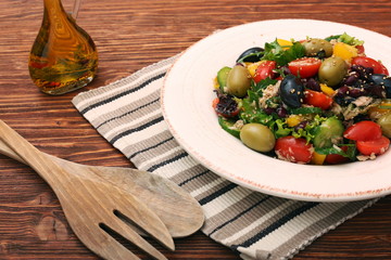 Wall Mural - Tuna salad with cherry tomatoes, beans and olives
