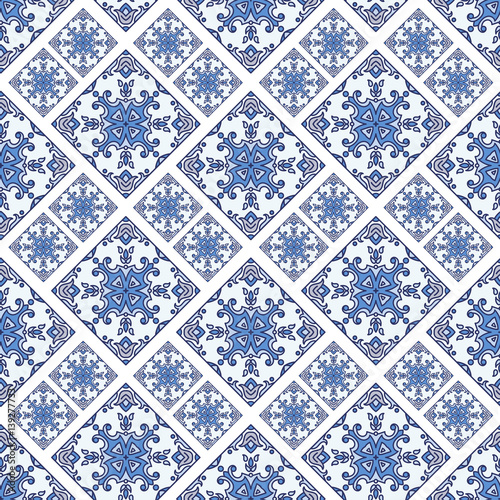 portugalskie-plytki-azulejo-niebieskie-i-biale-wspaniale-wzory-bez-szwu-do-scrapbookingu-tapety-futeraly-na-smartfony-tlo-internetowe