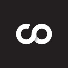 Initial Lowercase Letter Co, Linked Circle Rounded Logo With Shadow Gradient, White Color On Black Background