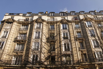 Canvas Print - Façade d'immeuble à Paris 