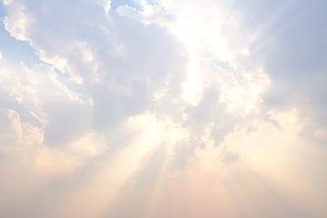 Wall Mural - beautiful blue sky with sunbeams, sun rays