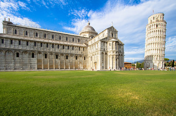 Wall Mural - Leaning tower and Pisa cathedral, Pisa, Italy