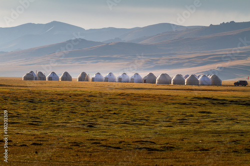 Fotografía Yurt camp in Song Kul Lake, Kyrgyzstan