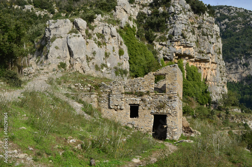 Fotografie, Obraz Stone Building Ruins Along the Walk of Gods in Italy
