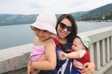 Wall Mural - Family at Lake