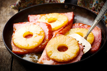 Ham with Pineapple in iron pan