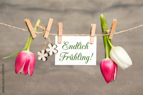 Tulpen Und Karte Endlich Fruhling Buy This Stock Photo And