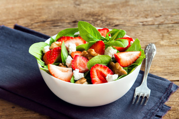 Poster - Strawberry and spinach salad