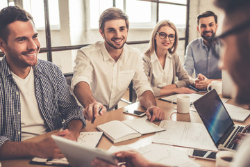 Canvas Print - Business people at the conference