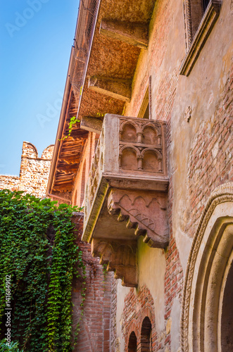 Fotografie, Obraz Balcony by Juliet house in Verona, Veneto region, Italy.