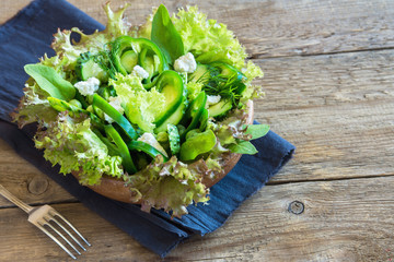 Canvas Print - green vegetable salad