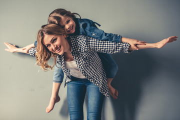 Poster - Mom and daughter