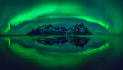 Wall Mural - stokksnes aurora panorama