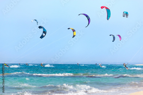 Dekoracja na wymiar  kitesurferzy-na-wyspie-lefkada-grecja
