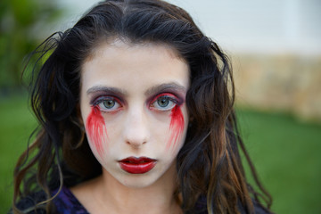 halloween kid girl custome bloody makeup