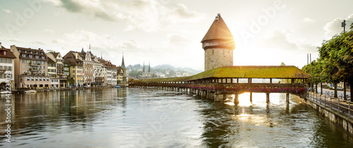 Photographie Panorama of Lucerne old town with Chapel Bridge and Water Tower