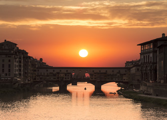 Wall Mural - Bridge Ponte Vecchio at sunset, Florence, Italy