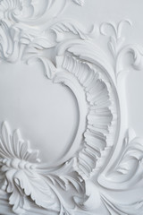 Luxury white wall design bas-relief with stucco mouldings roccoco element