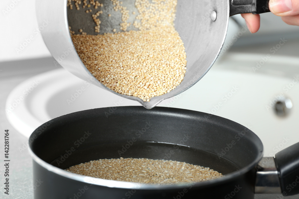 Cooking process of quinoa seeds, closeup
