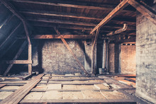 Old Garret, Attic Loft / Roof Construction