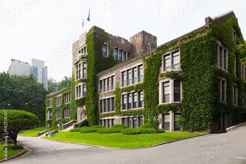 Stampe Main historical and administrative building of Yonsei University - Seoul, South