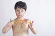 © esthermm - niño con la cara pintada