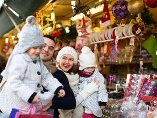 Wall Mural - Family christmas shopping.