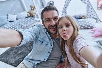 Wall Mural - Funny selfie with dad. 