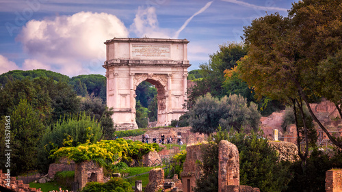 Fotografía The Arch of Titus in Roman Forum, Rome, Italy