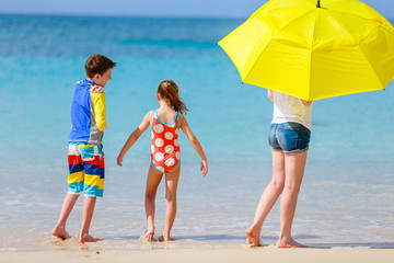 Sticker - Mother and kids at tropical beach