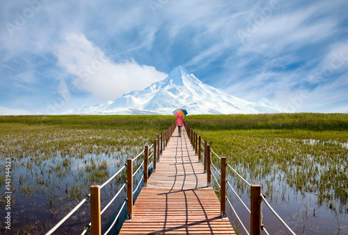 beautiful-landscape-with-sultanmarshes-bird-paradise-next-to-erciyes-mountain-kayseri