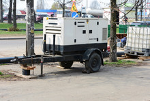 Electric Diesel Mobile Trailer Generator. Use A Mobile Diesel Generator With The Repair Of The Road.