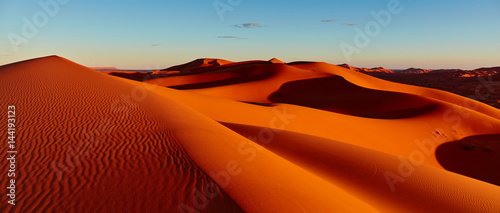 Fotomural Sand dunes in the Sahara Desert, Merzouga, Morocco