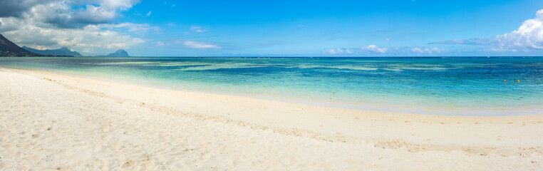 Wall Mural - Sandy tropical beach. Panorama.