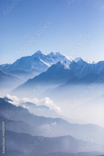 Obrazy Mount Everest  widok-na-mount-everest-w-swietle-dziennym