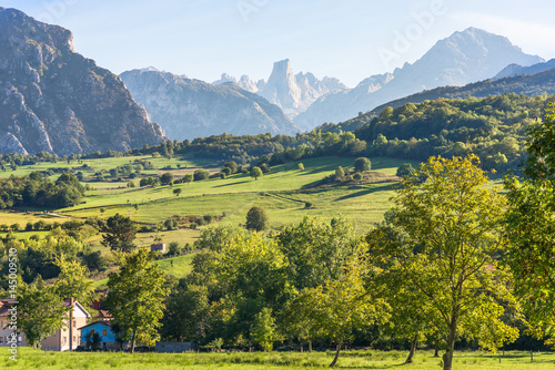 Leinwand Poster  The foothills of the National Park Los Picos de Europa