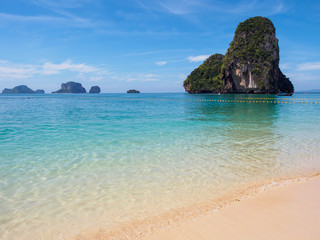 Wall Mural - Railay beach in Krabi, Thailand