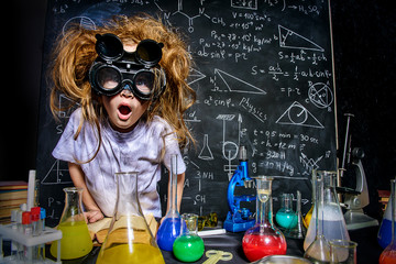 Wall Mural - crazy little scientist