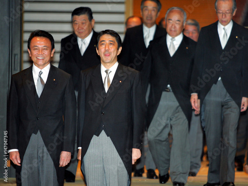 Newly Elected Japanese Pm Abe Re Appointed Foreign Minister Aso