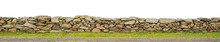 Panorama Einer Unregelmäßigen Gartenmauer Als Trockenmauer Aus Bruchstein - Panorama Of A Beautiful Garden Wall As A Natural Stone Wall Made Of Irregular Broken Granite Stones 
