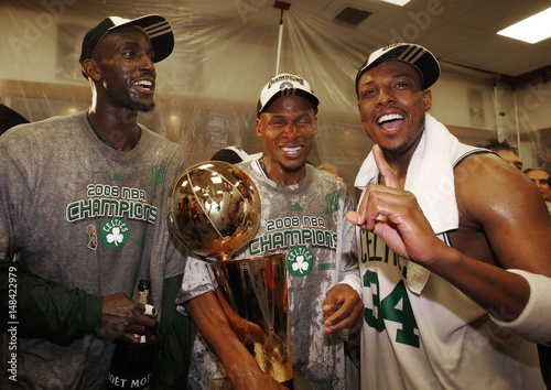 Boston Celtics Garnett Allen And Pierce Celebrate With