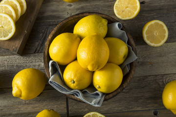 Raw Organic Yellow Lemons