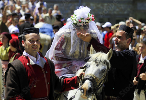 Bride Dafina Grozdanovska Rides A Horse To Meet The Groom Dressed
