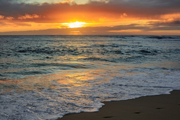 Wall Mural - beautiful sunset time on hawaiian beach with ocean view seascape