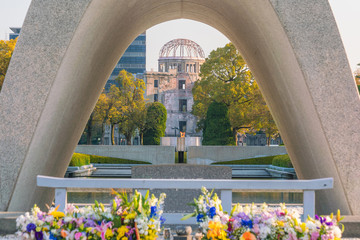 Wall Mural - Memorial Cenotaph in Hiroshima, Japan