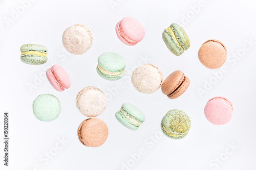 Macarons cake, top view flat lay, fly falling pattern macaroon Tableau sur Toile
