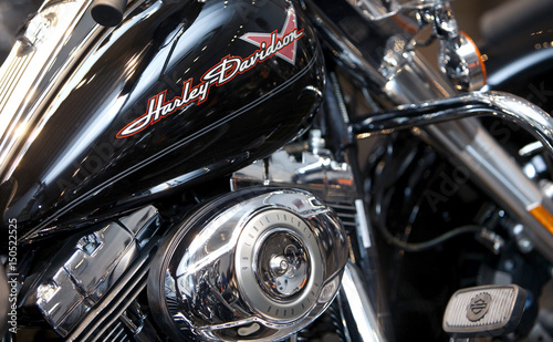 Fotografía A Harley-Davidson motorcycle is seen at a dealership in downtown Rome