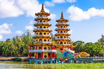 Wall Mural - Kaohsiung, Taiwan. Lotus Pond