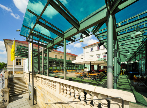 Staatsschauspiel Dresden Kleines Haus Mit Glas Uberdacht Vorhof