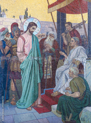 Fotomural Mosaic of Jesus and Pontius Pilate on Good Friday